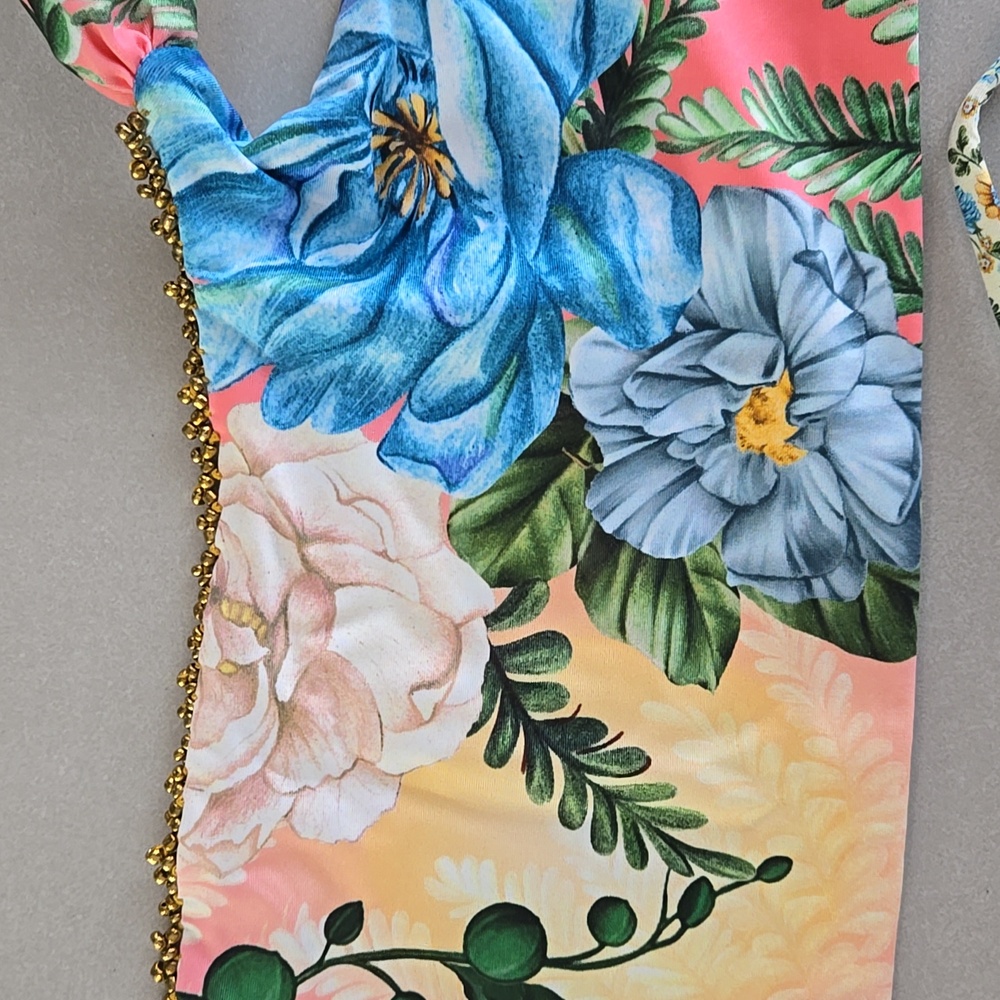 NWT! Agua Bendita Sele Reversible Bikini Top in Yellow - Picture 6 of 8